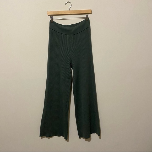 Aerie Dark Green Gotta Jet High Waisted Skater Pants size Large - Picture 3 of 13